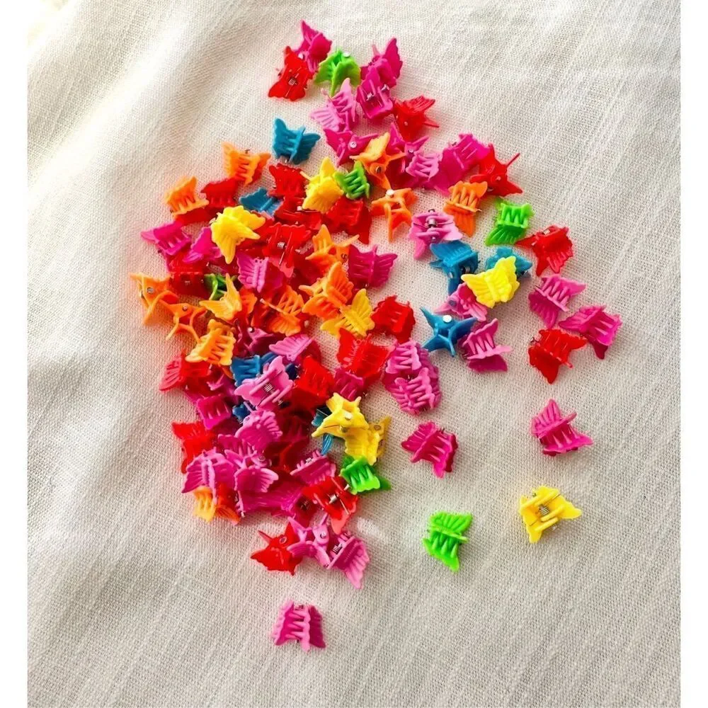 Multicolor mini butterfly hair clips ￼
